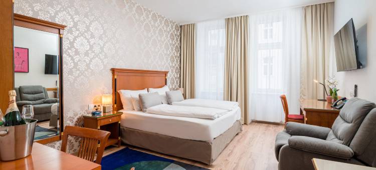 贝斯特韦斯特优质名人优质套房(Best Western Plus Celebrity Suites)图片
