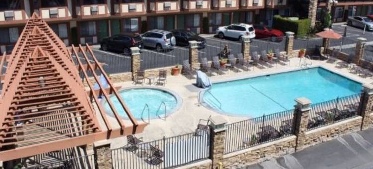 达拉斯纯品康纳套房旅馆(Tropicana Inn and Suites)图片