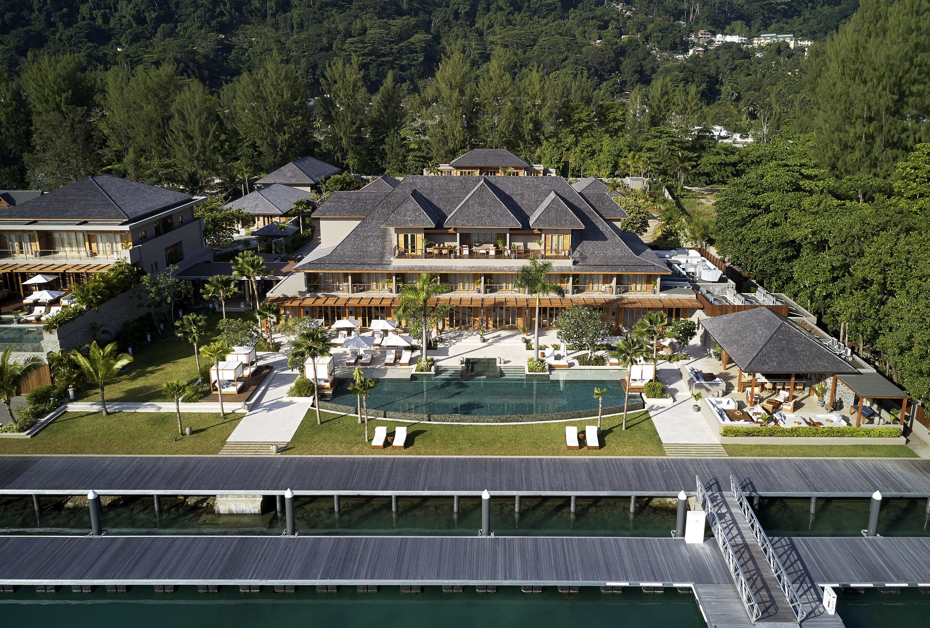 L Escale Resort Marina & Spa Over view