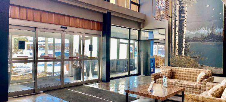怀特考特温德姆华美达酒店(Ramada by Wyndham Whitecourt)图片