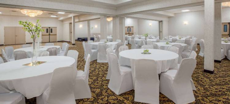 南黑文温德姆呗盟酒店(Baymont by Wyndham South Haven)图片