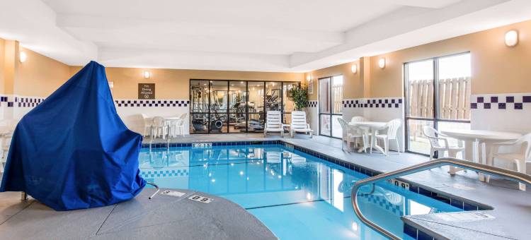 塔斯卡卢萨大学附近舒适全套房酒店(Comfort Suites Tuscaloosa Near University)图片