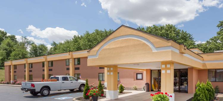 洛根斯波特速8酒店(Super 8 by Wyndham Logansport)图片