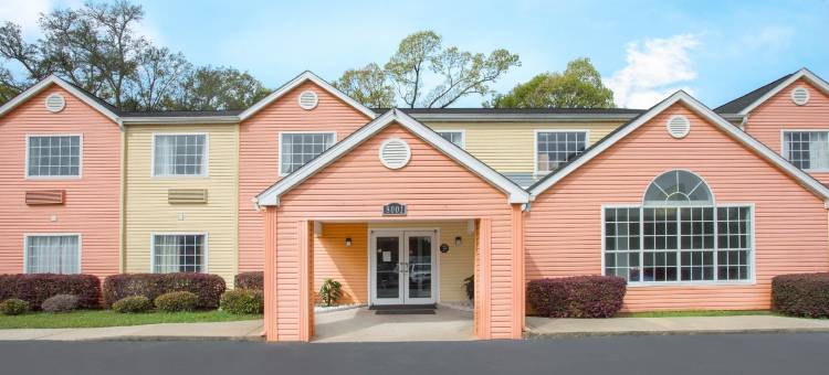 彭萨科拉温德姆速8酒店(Super 8 by Wyndham Pensacola)图片