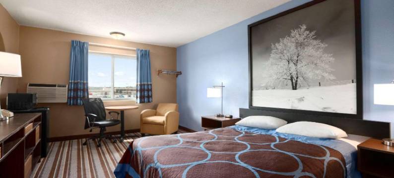 奥马哈康瑟尔布拉夫斯速8酒店(Super 8 by Wyndham Council Bluffs IA Omaha NE Area)图片