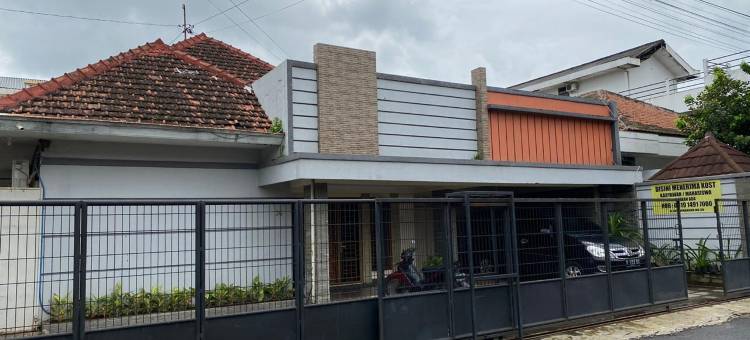Jatiwinangun Homestay Near Gor Satria Purwoketo Mitra RedDoorz图片