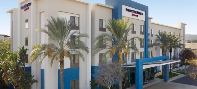 柯罗纳河畔SpringHill 酒店(SpringHill Suites Corona Riverside)图片