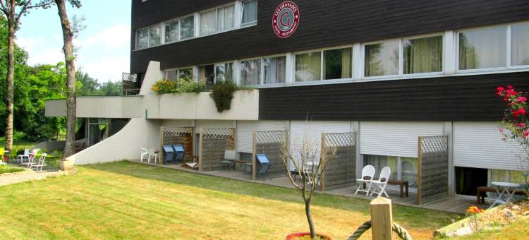 格拉瓦德酒店(Logis Hotel les Gravades Ussel)图片