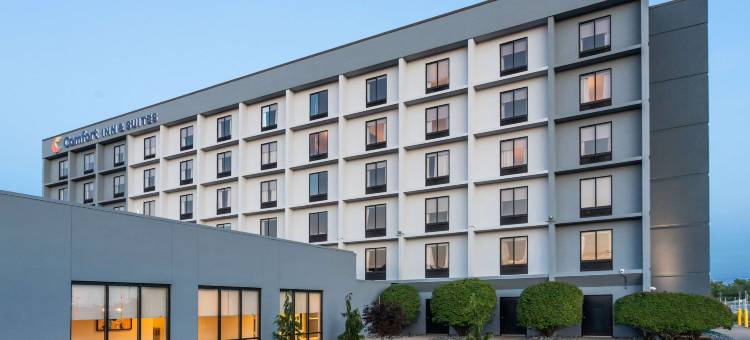 布法罗机场舒适套房酒店(Comfort Inn & Suites Buffalo Airport)图片