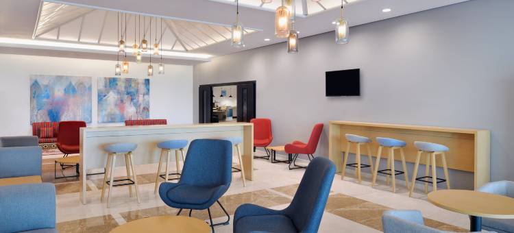 迪拜国际机场智选假日酒店(Holiday Inn Express Dubai Airport)图片