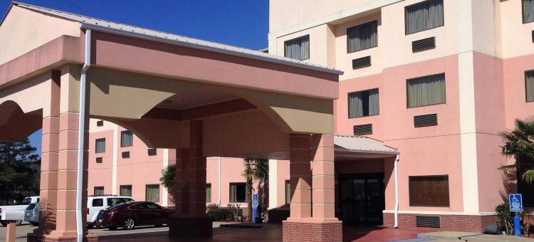 麦库姆呗盟套房酒店(Baymont by Wyndham McComb)图片