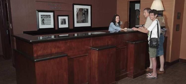 文兰德希尔顿欢朋旅馆&套房酒店(Hampton Inn & Suites Vineland)图片