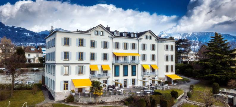 邦里瓦吉酒店-奥利维耶餐厅(Hôtel Bon Rivage)图片