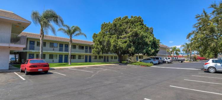 Motel 6 Jurupa Valley, CA - Riverside West图片