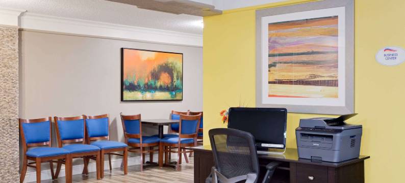 杰克逊维尔奥兰治公园呗盟套房酒店(Baymont by Wyndham Jacksonville Orange Park)图片