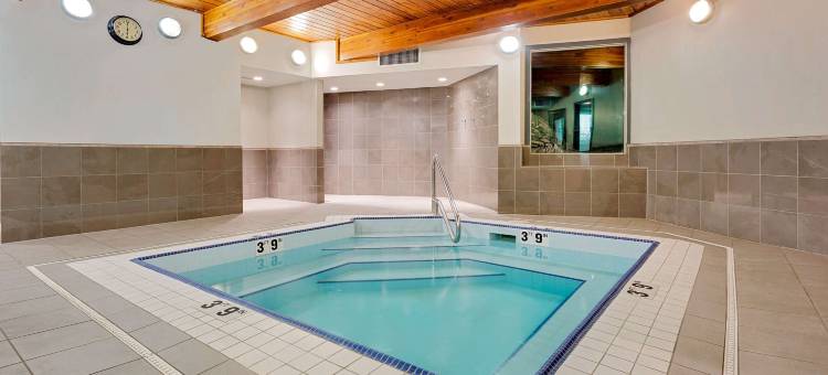 坎卢普斯华美达酒店(Ramada by Wyndham Kamloops)图片