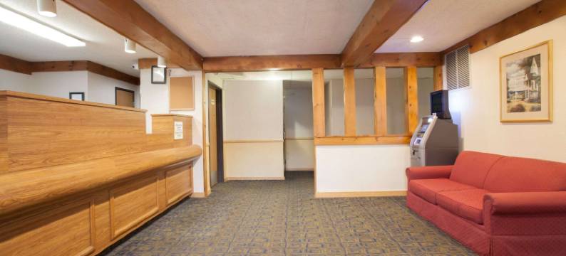 奥尼昂塔-库珀斯敦速8酒店(Super 8 by Wyndham Oneonta/Cooperstown)图片