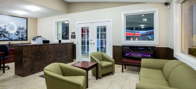 烟湖速8酒店(Super 8 by Wyndham Smoky Lake)图片