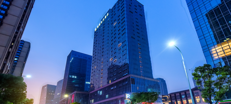 格林东方酒店(重庆江北国际机场鹿山地铁站店)图片