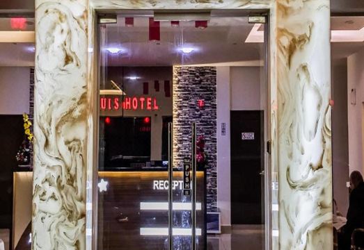 LOUIS Hotel Hotel Overview