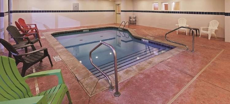 爱德蒙得拉昆塔温德姆套房酒店(La Quinta Inn & Suites by Wyndham Edmond)图片