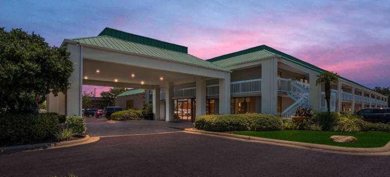 莫斯波因特旗舰贝斯特韦斯特酒店(Best Western Flagship Inn)图片