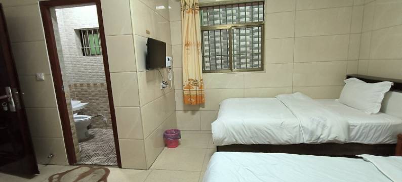 杨梅坑夕溪花间民宿(天然潭店)图片