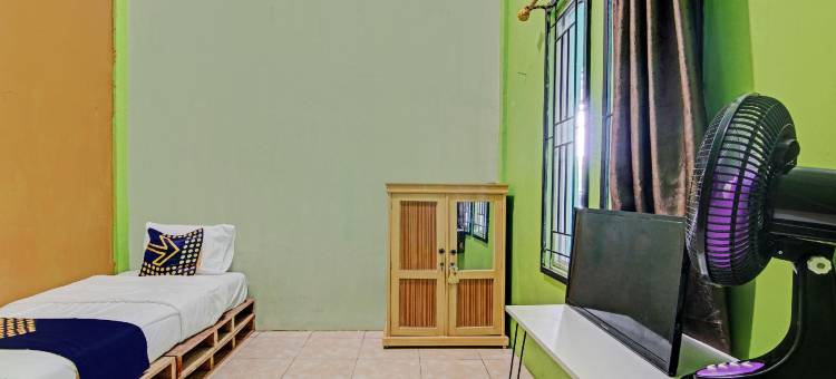 Hotel O 彭吉纳潘沙菲拉酒店，靠近穆斯塔明多柏迈1号住宅区(Hotel O Penginapan Syafira Near Perumahan Mustamindo Permai 1)图片