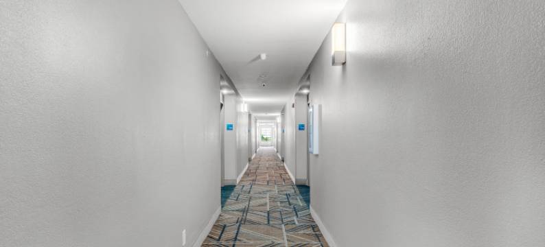 德斯廷E购物中心区智选假日套房酒店(Holiday Inn Express & Suites DESTIN E - COMMONS MALL AREA by IHG)图片