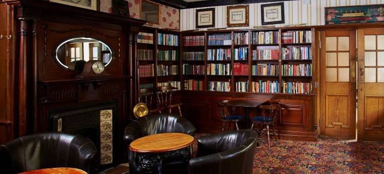 雪平比谢普斯阿姆斯酒店(Hotel Bishops Arms Köping)图片