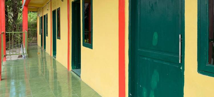 RedDoorz Near Pelabuhan Ajibata Parapat图片