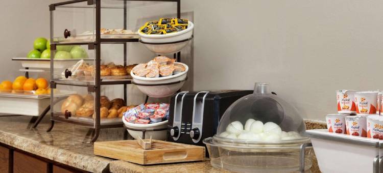 金斯兰丽怡酒店(Country Inn & Suites by Radisson, Kingsland, GA)图片