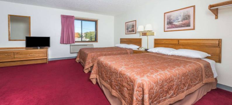 弗兰特罗亚尔速8温德姆酒店(Super 8 by Wyndham Front Royal)图片