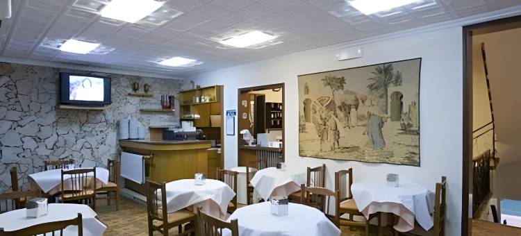 梅努尔卡青年旅舍(Hostal Menurka)图片