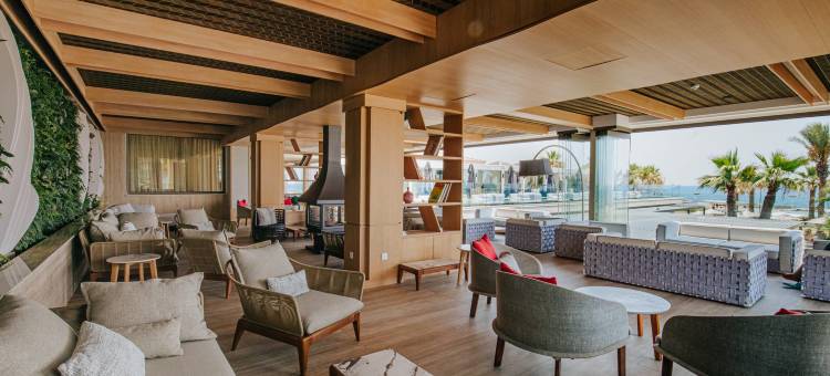 马雷艾亚纳帕(Mare Ayia Napa)图片