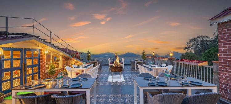 伍德斯托克酒店(Wood Stock Kasauli - Rooms & Cottages - Panoramic View & Balcony Rooms)图片
