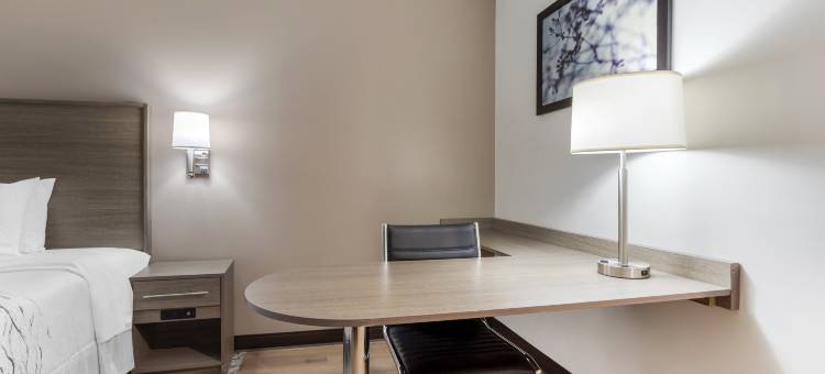 红屋顶PLUS+ 牙买加, 纽约 – JFK机场(Red Roof PLUS+ Jamaica, NY - JFK Airport)图片