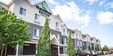 法戈- I-94 醫學中心主流套房