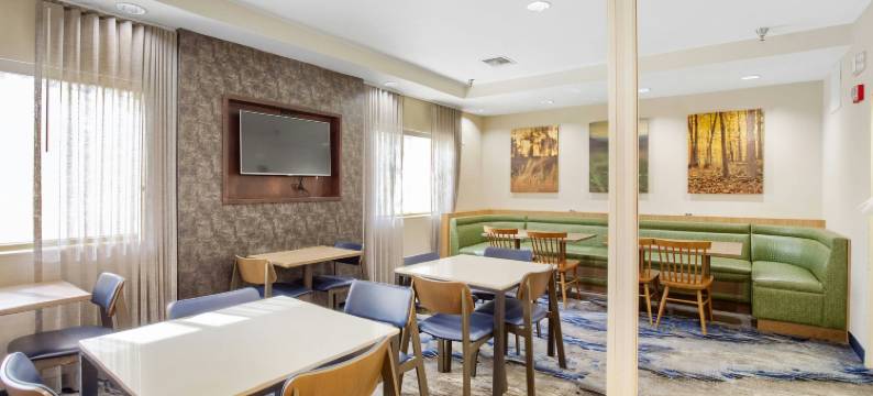 莫比尔万枫酒店及套房(Fairfield Inn & Suites Mobile)图片