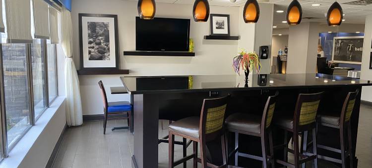 希尔顿欢朋酒店-奇斯韦尔堡马克斯梅多斯(Hampton Inn Ft. Chiswell-Max Meadows)图片