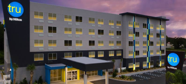 湖城希尔顿Tru酒店(Tru by Hilton Lake City)图片