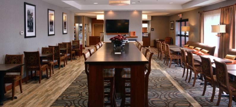 梅德福欢朋酒店(Hampton Inn Medford)图片