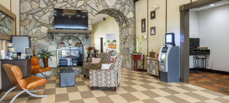 锡克里南品质套房酒店(Quality Suites Hickory South)图片