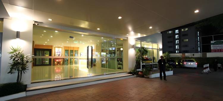 廊曼国际机场皇家蜜蜂公寓式酒店(The Royalbee Aparthotel)图片