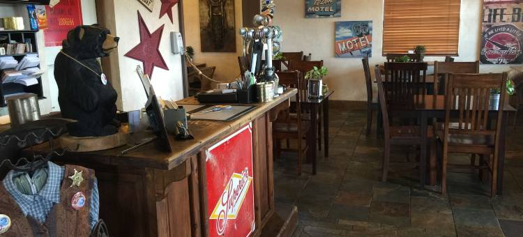 威莱斯市中心 - 66 号公路罗德威套房酒店(Rodeway Inn & Suites Williams Downtowner-Rte 66)图片