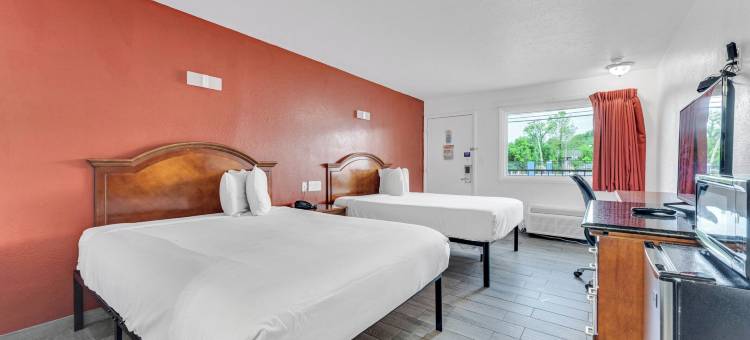 密苏里布兰森 6 号汽车旅馆(Motel 6 Branson, MO)图片