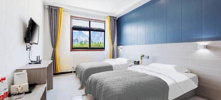 华山时雨观山酒店(华山北站店)图片