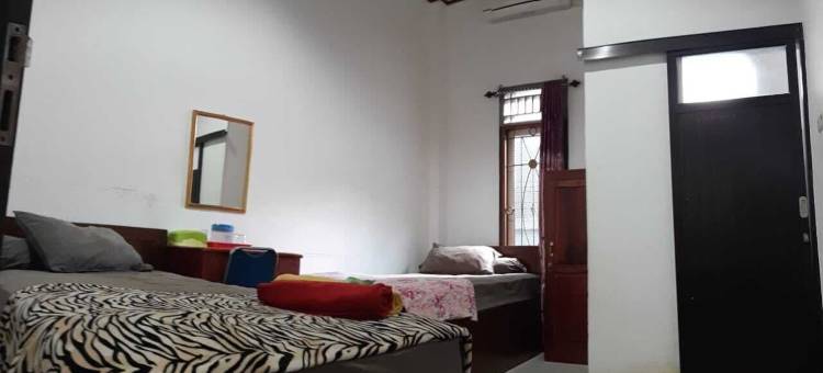 洛斯曼伊布Hj.塔尔约酒店(Losmen Ibu Hj. Tarjo)图片