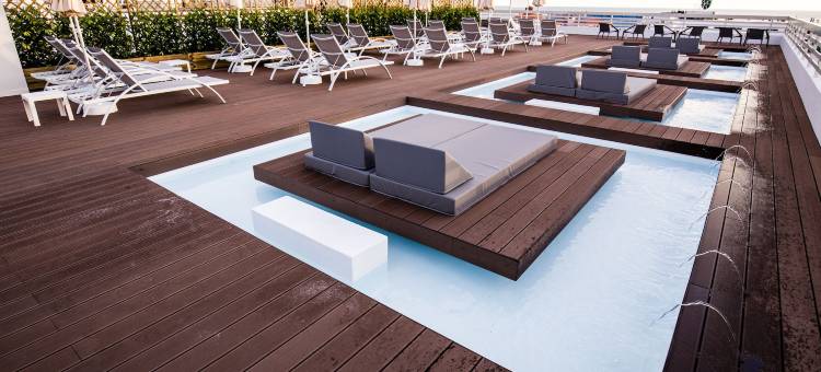 珊瑚套房水疗酒店-限成人(Coral Suites & Spa - Adults Only)图片