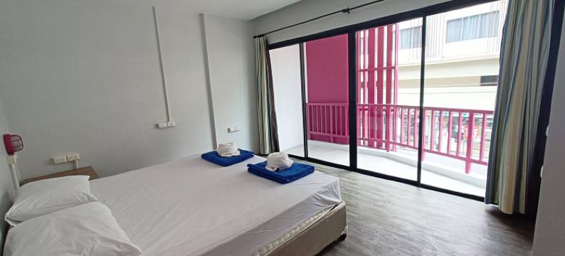 普吉岛卡塔睡眠冲浪酒店(Slumber Surf Phuket Kata)图片